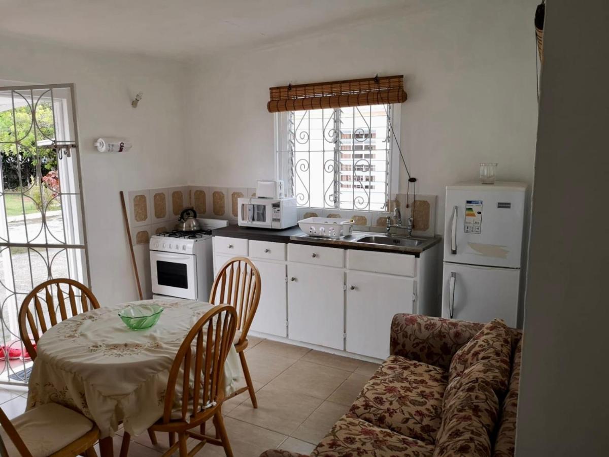 Ventnor House Apartments Bridgetown Extérieur photo